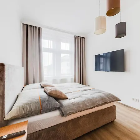 One Bedroom At Sokolovska Апартаменты